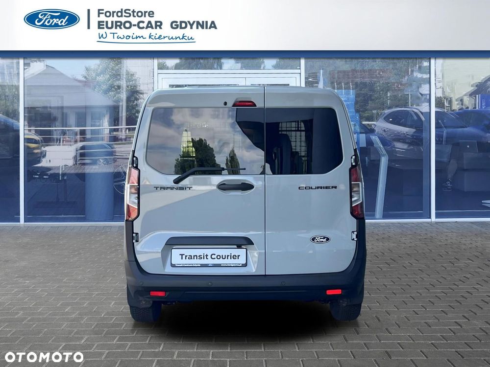 Ford Transit Courier - 6