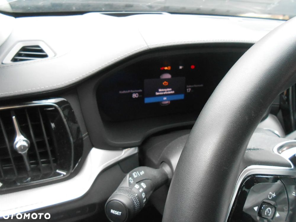 Volvo V60 T8 AWD Ultra Dark - 6