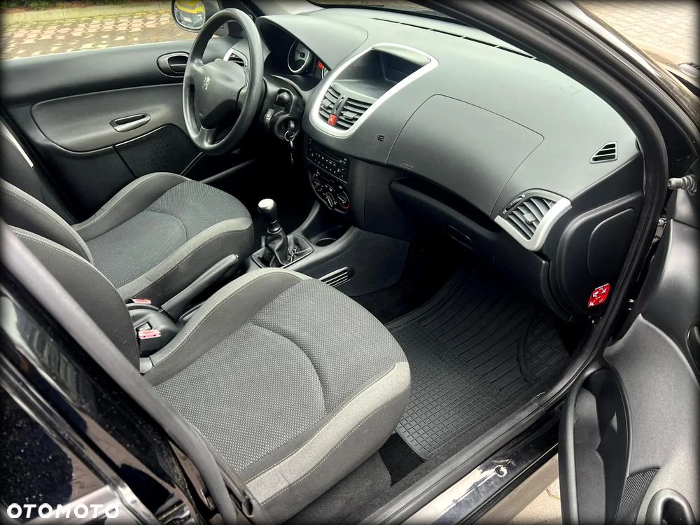 Peugeot 206 plus 206+ 1.4 Presence - 18