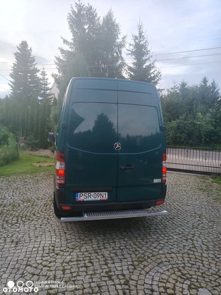Mercedes-Benz Sprinter - 22