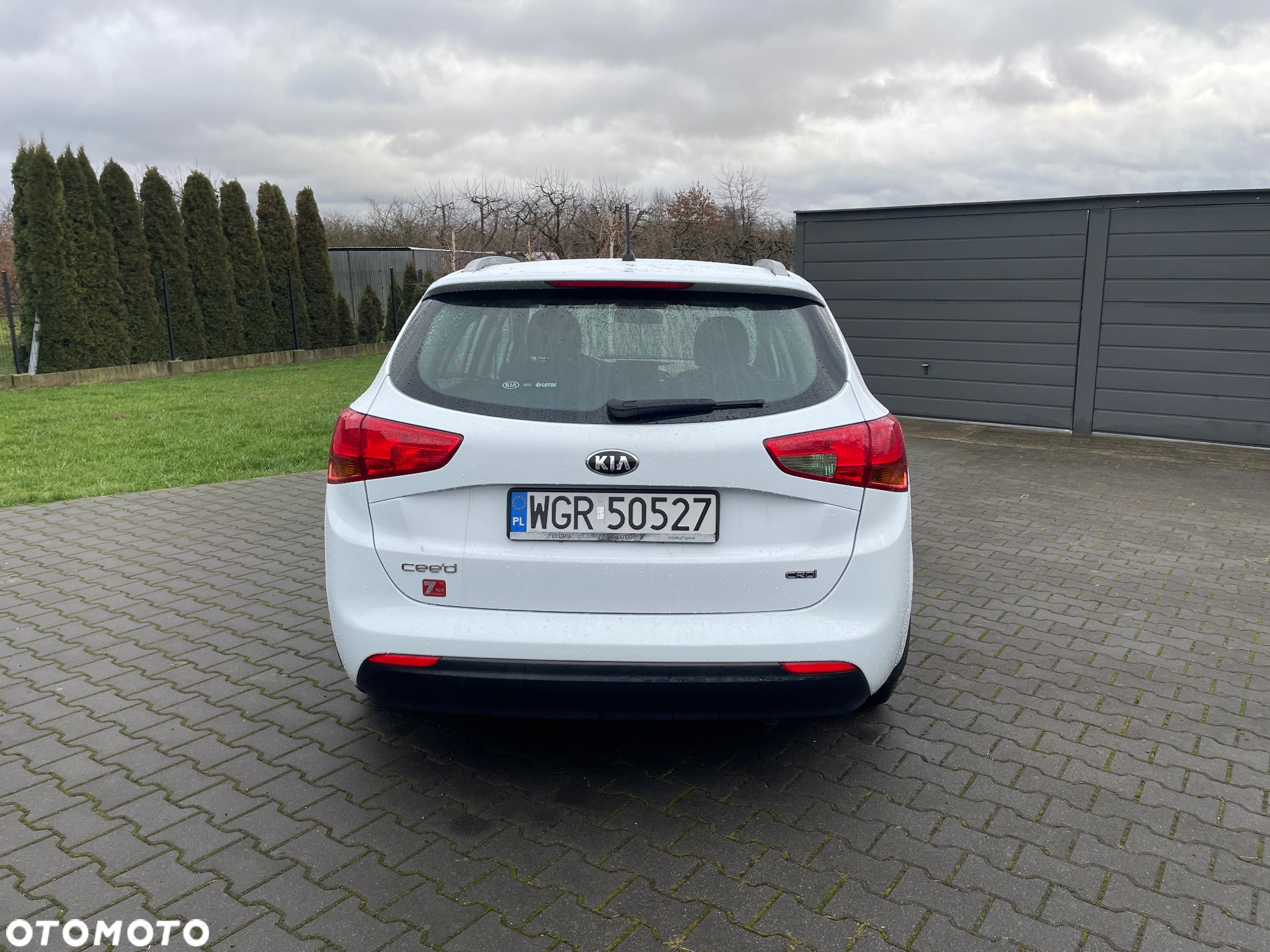 Kia Ceed - 4