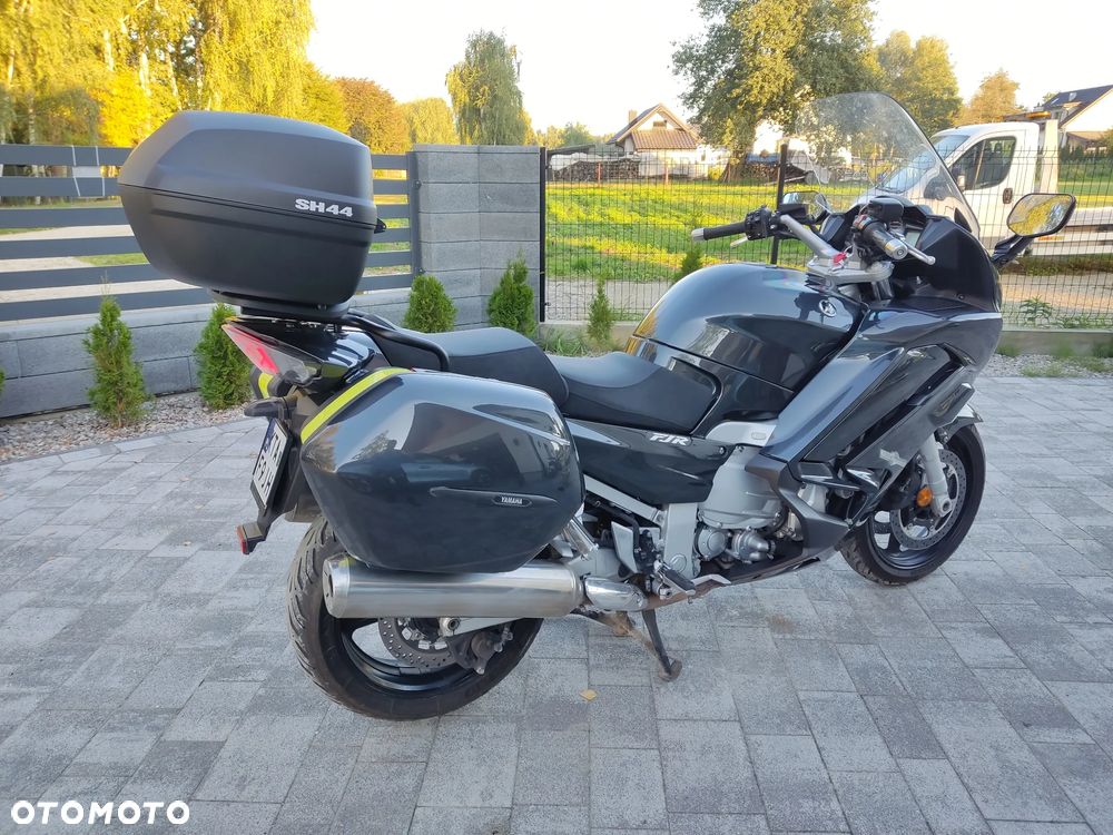 Yamaha FJR - 7