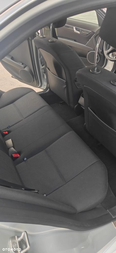 Mercedes-Benz Klasa C 200 CDI DPF Automatik - 15