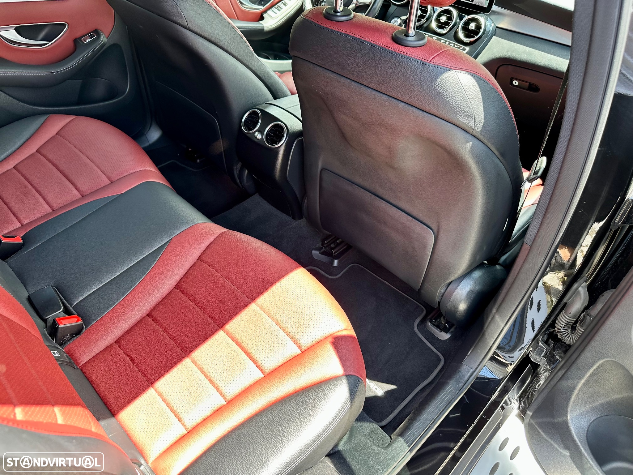 Mercedes-Benz GLC 300 de Coupé 4Matic - 44