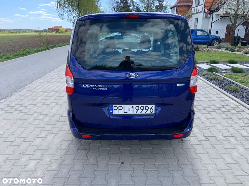Ford Tourneo Courier 1.0 EcoBoost Ambiente - 7