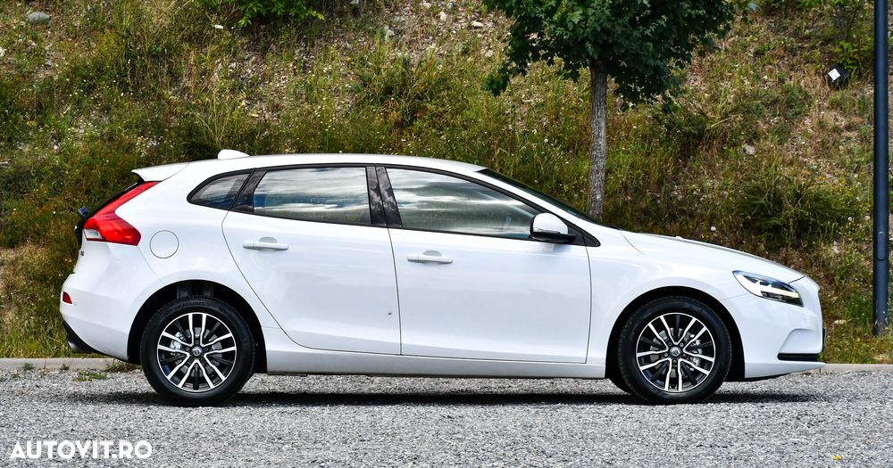 Volvo V40 D2 Momentum - 21