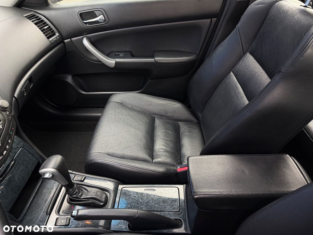 Honda Accord 2.4 Executive - 29