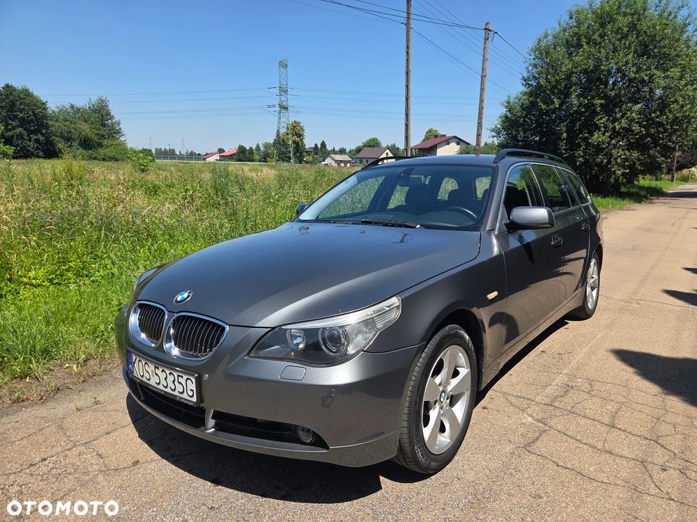 BMW Seria 5 525xi - 9