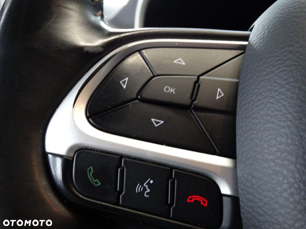 Jeep Compass - 17