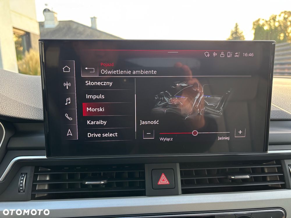 Audi A4 Avant 40 TFSI S tronic - 25