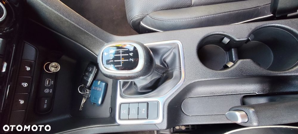 Kia Sportage 1.6 T-GDI AWD GT LINE - 8
