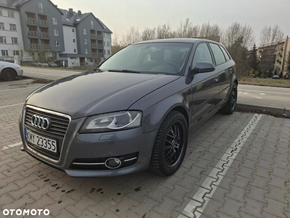 Audi A3 Sportback 1.9 TDI Ambiente - 2
