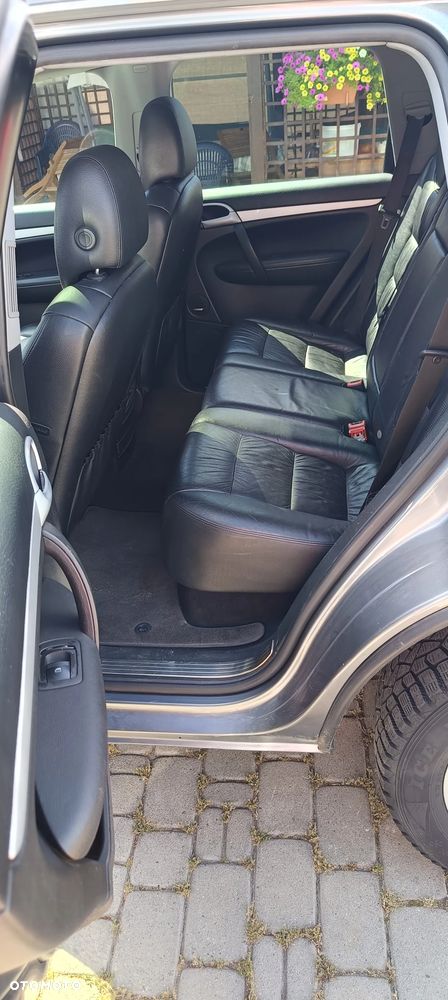 Porsche Cayenne - 19