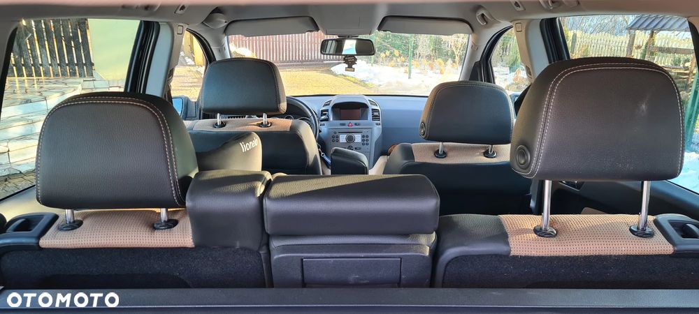 Opel Zafira 1.6 - 13