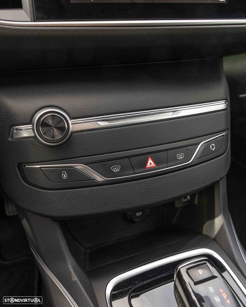 Peugeot 308 PureTech 130 EAT8 Active Pack - 23