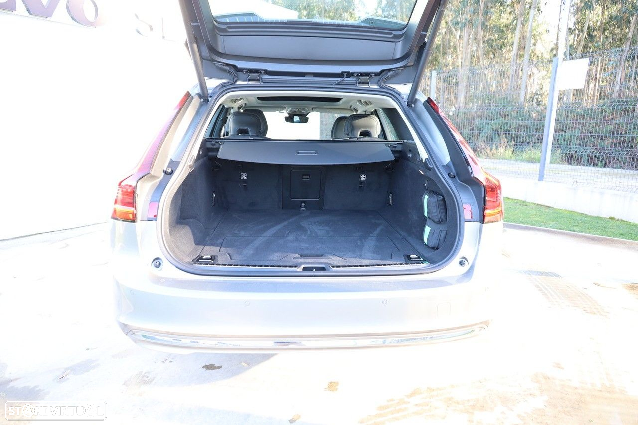 Volvo V90 2.0 B5 Inscription AWD Geartronic - 5