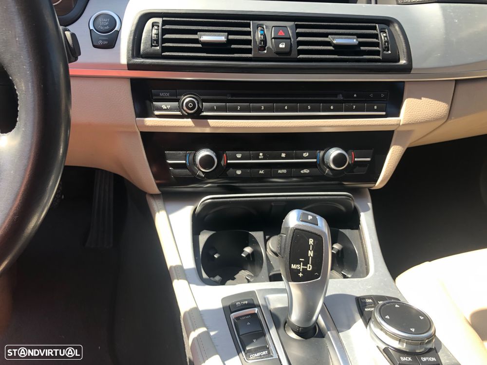 BMW 520 d Line Luxury Auto - 4