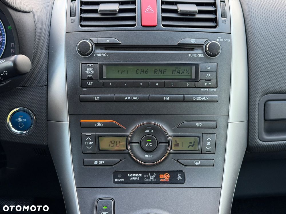 Toyota Auris 1.8 Life - 21