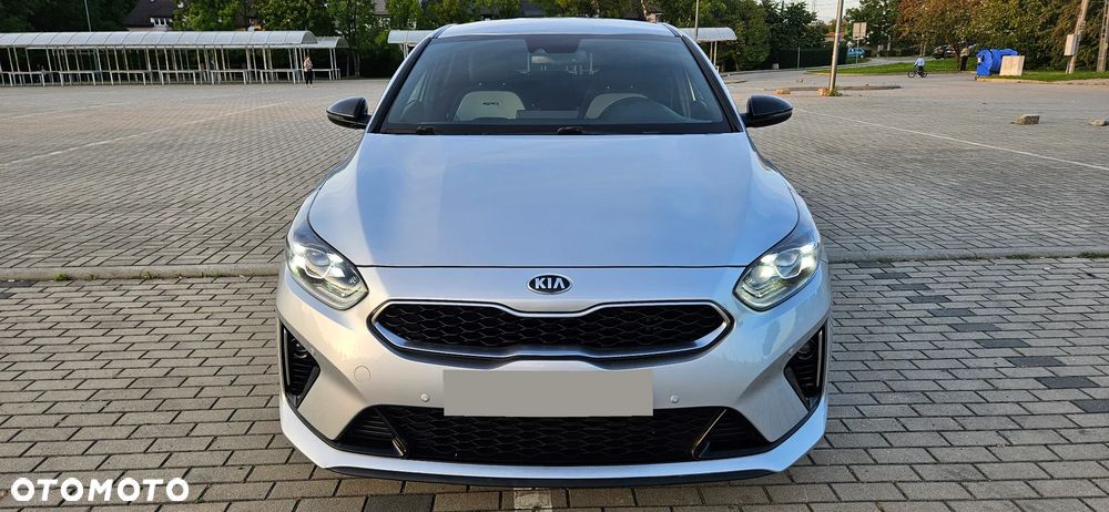 Kia ProCeed 1.4 T-GDI OPF GT LINE - 23