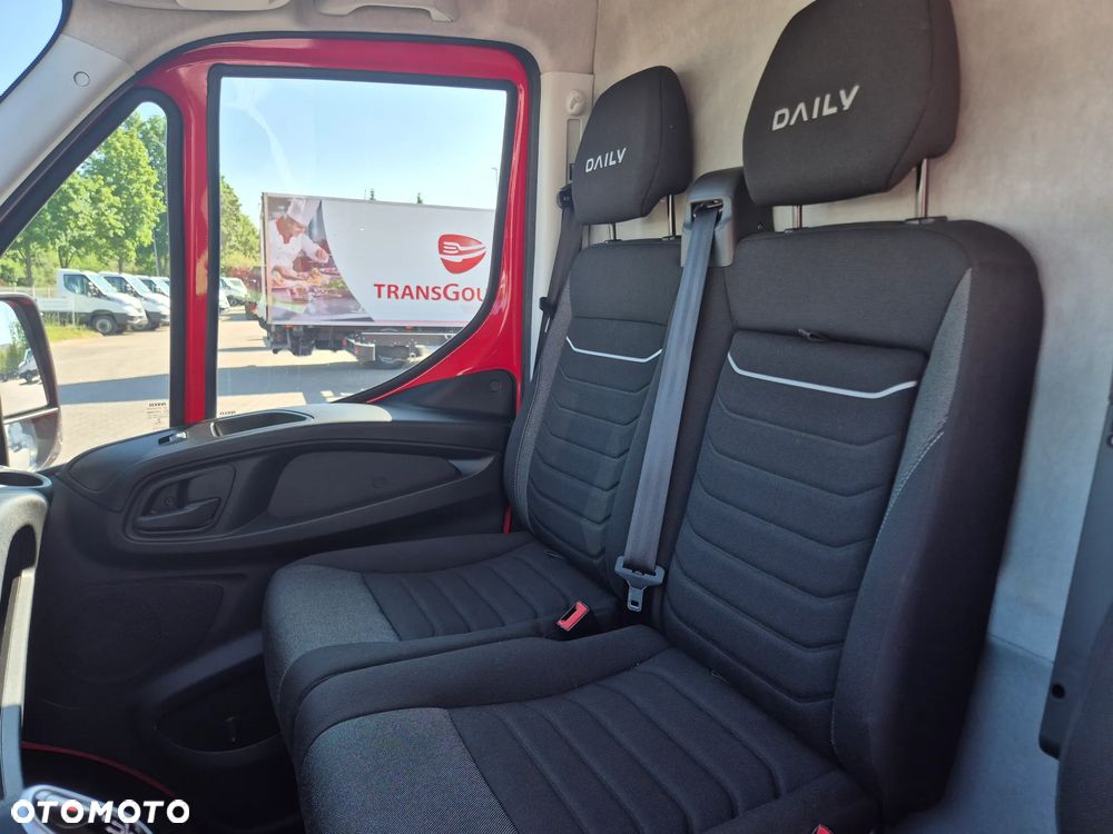 Iveco 35S16A8V (30931) - 17