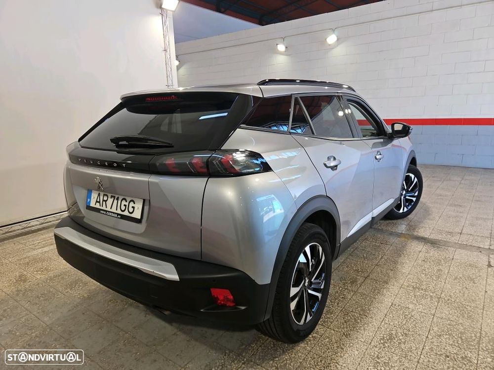 Peugeot 2008 1.2 PureTech Allure - 3