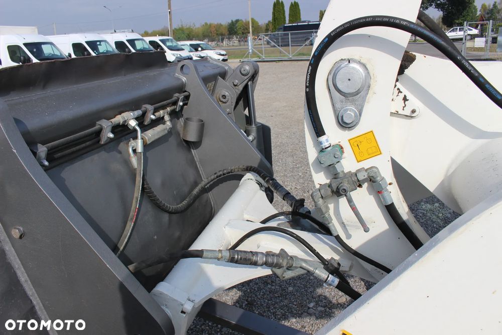 Liebherr L506 STEREO / ŁYŻKA / WIDŁY / SZYBKOZŁĄCZE / SPROWADZONA Z FRANCJI/ - 16