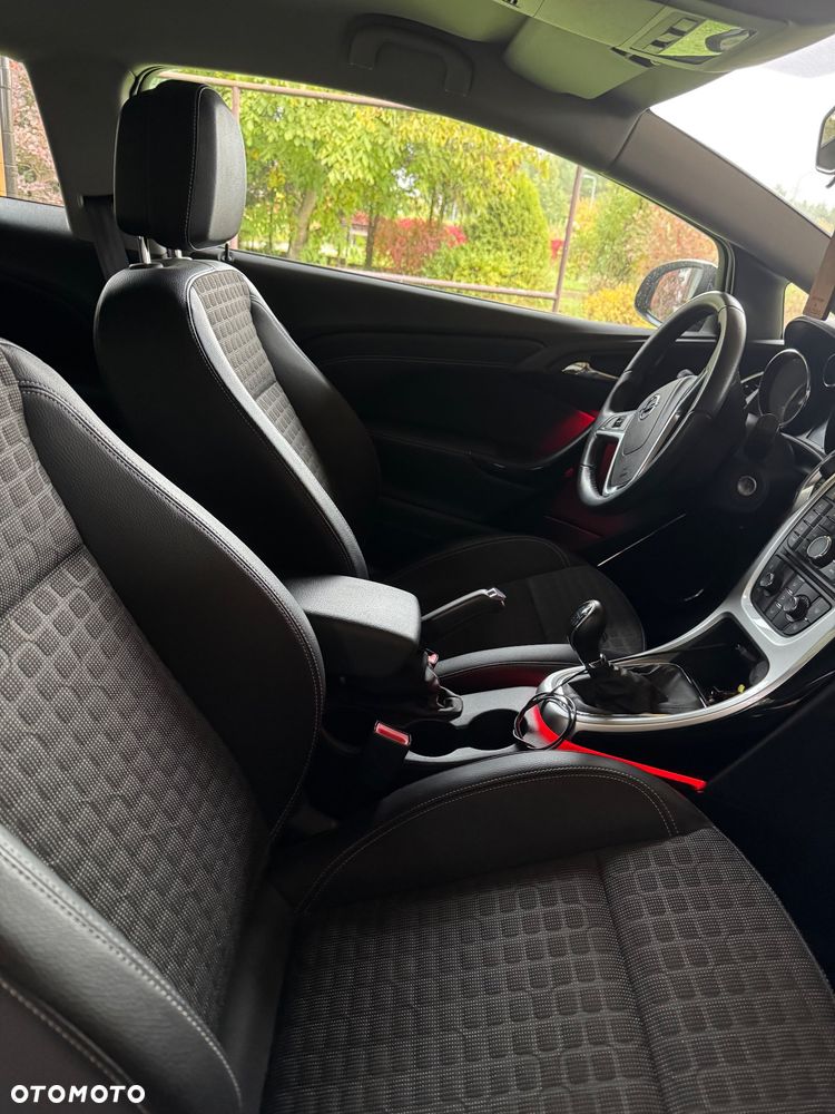 Opel Astra - 9