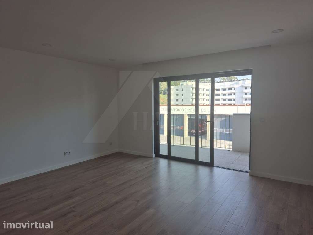 Apartamento T2 com Elevador - Grande imagem: 4/19