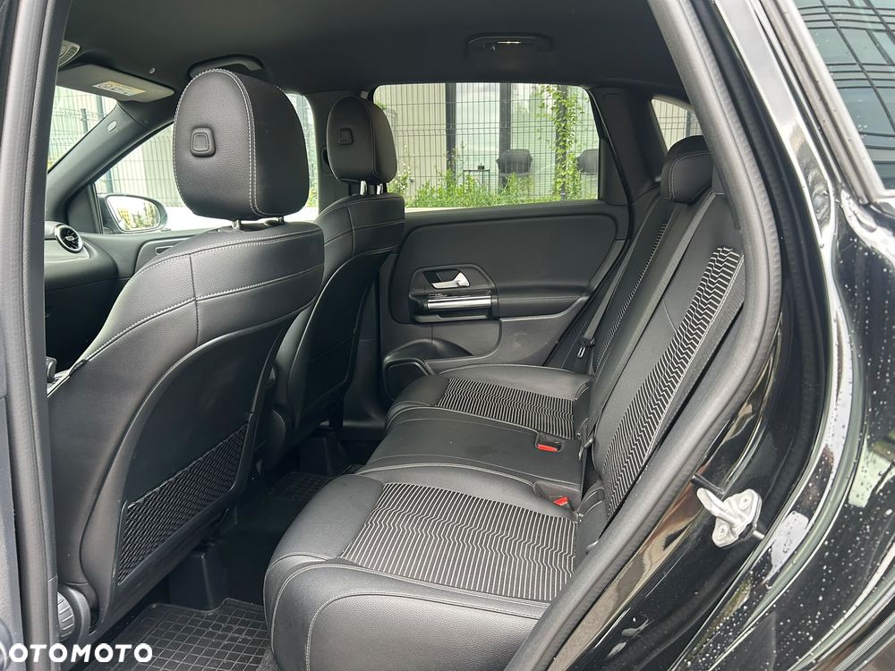 Mercedes-Benz Klasa B 250 e 8G-DCT Progressive - 17