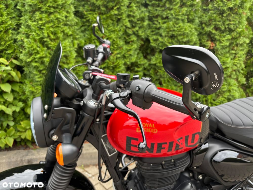 Royal Enfield HNTR - 13