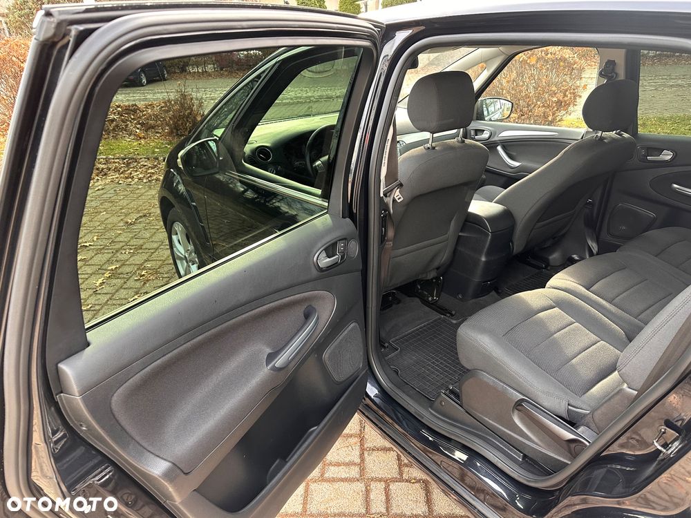 Ford S-Max 2.0 TDCi DPF Titanium - 25