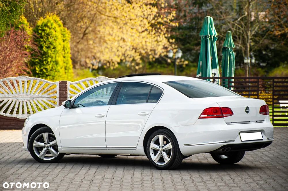Volkswagen Passat 2.0 Blue TDI SCR Highline - 14