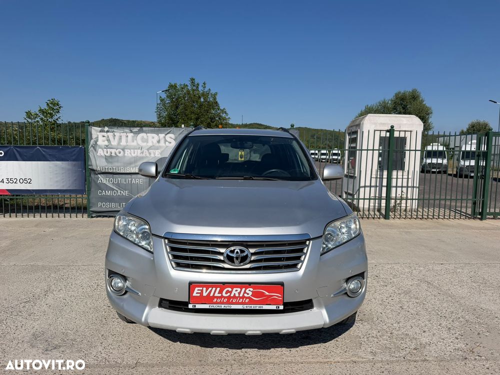 Toyota RAV4 2.2L D-CAT A/T Luxury - 5