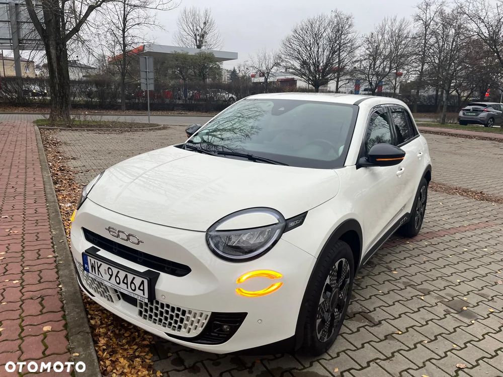 Fiat 600 1.2 Turbo La Prima eDCT - 8