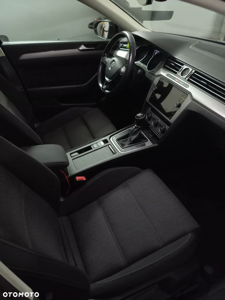 Volkswagen Passat 2.0 TDI BMT City - 10