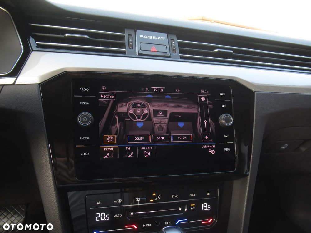Volkswagen Passat 1.5 TSI EVO Business DSG - 28