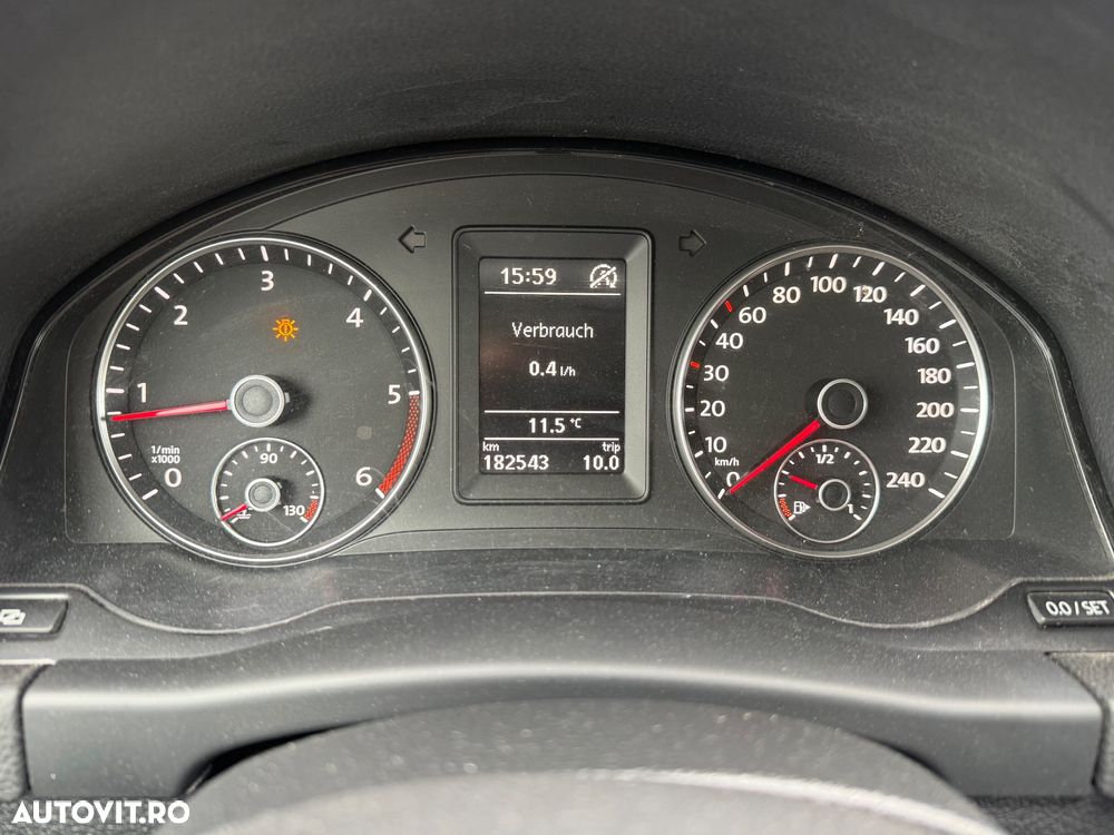 Volkswagen Golf Plus 1.6 TDI DPF BMT Trendline - 12