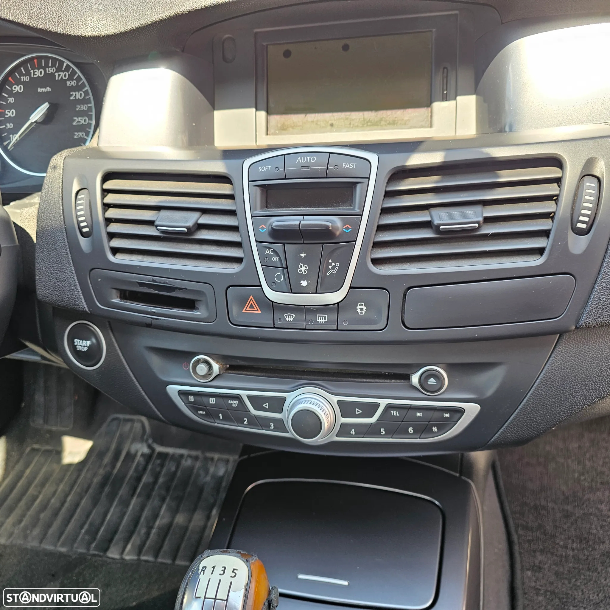 Renault Laguna 1.5 dCi Black Line - 13