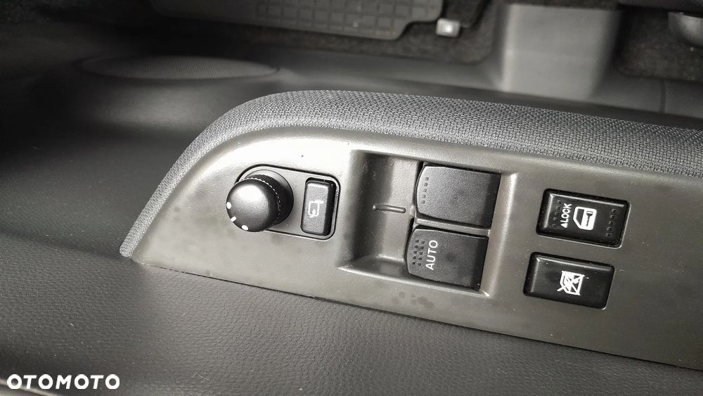 Suzuki Swift - 25