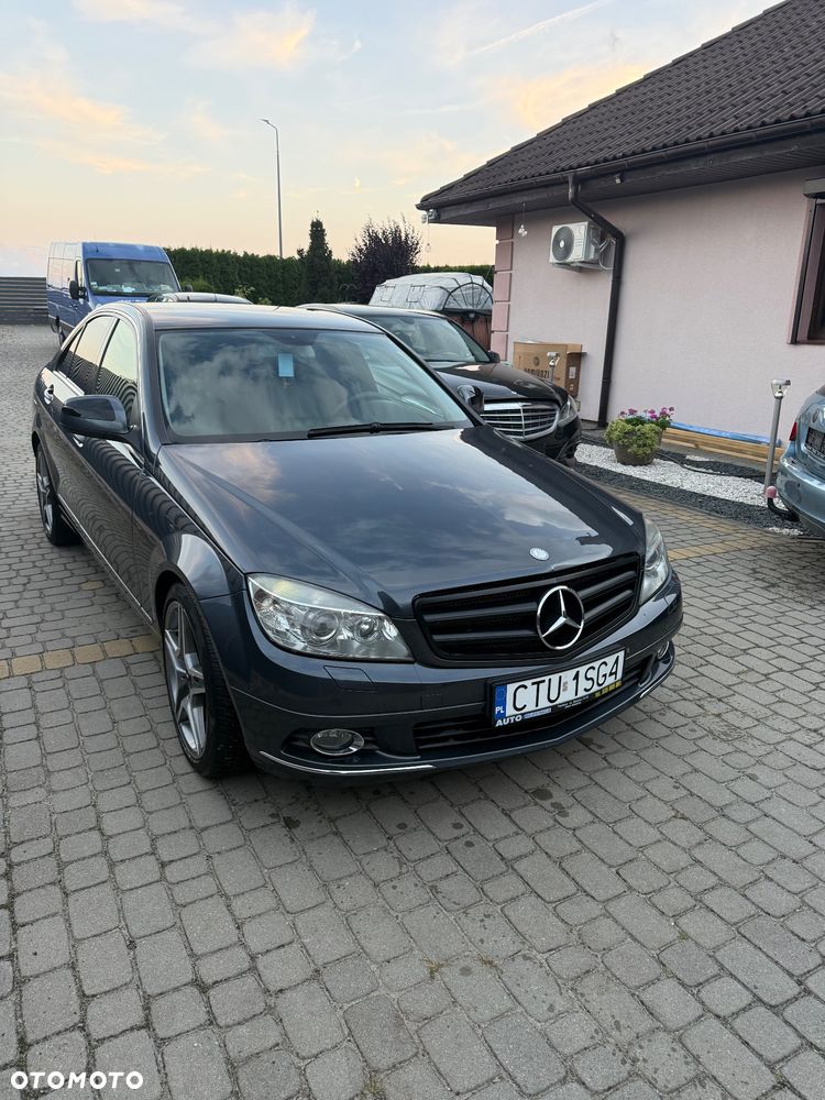 Mercedes-Benz Klasa C 320 CDI DPF 7G-TRONIC Avantgarde - 1