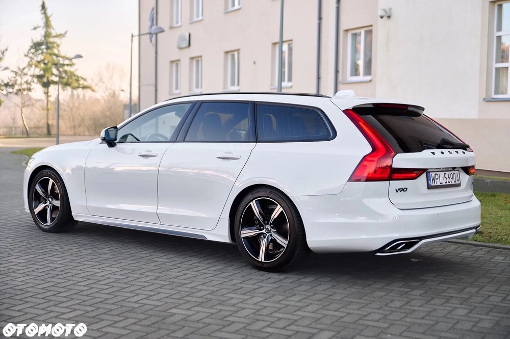 Volvo V90 T4 R-Design - 8