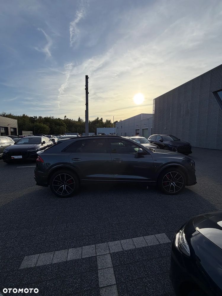 Audi Q8 55 TFSI mHEV Quattro Tiptronic - 14