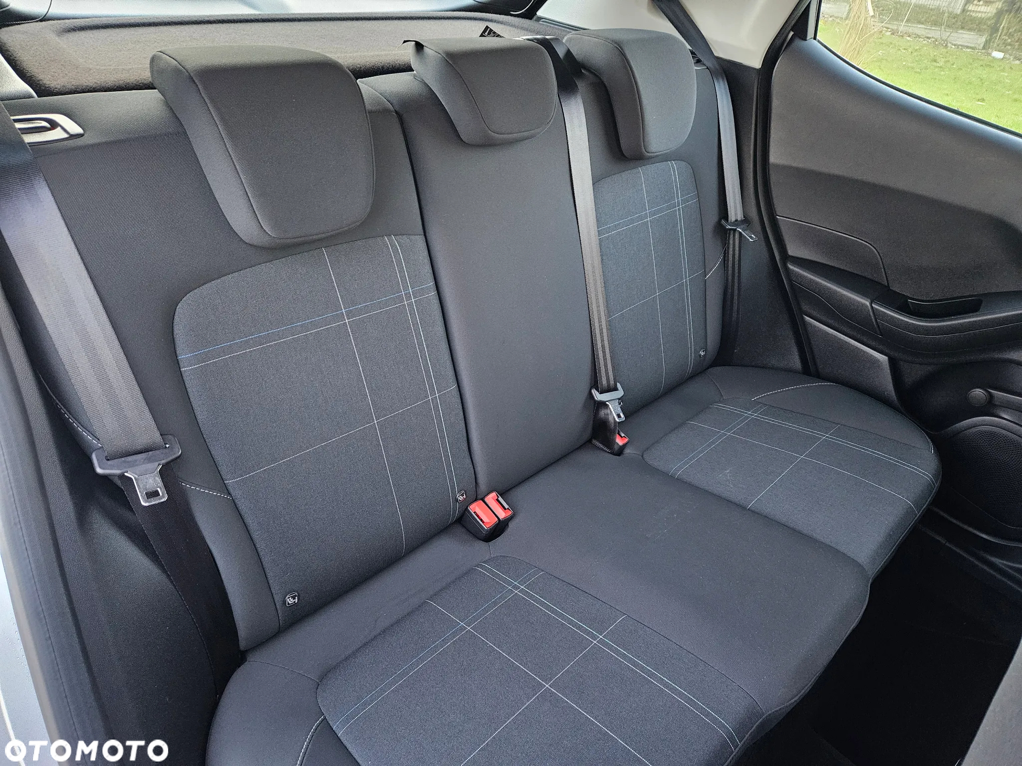 Ford Fiesta 1.1 Trend - 17
