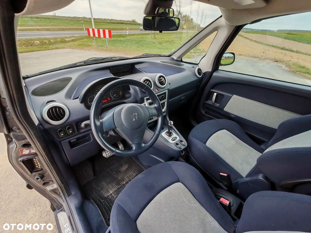 Peugeot 1007 1.6 Sporty 2-Tronic - 8