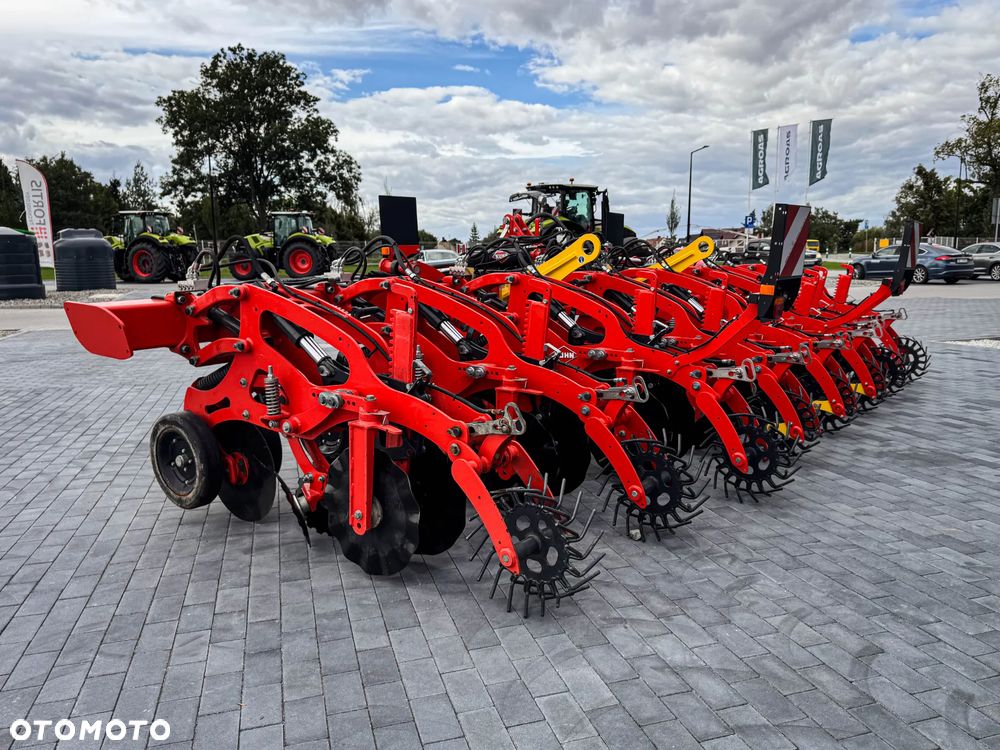 Kuhn STRIGER 600R - 4