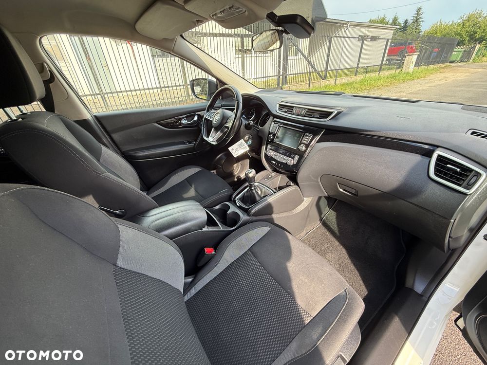 Nissan Qashqai 1.3 DIG-T Acenta - 16