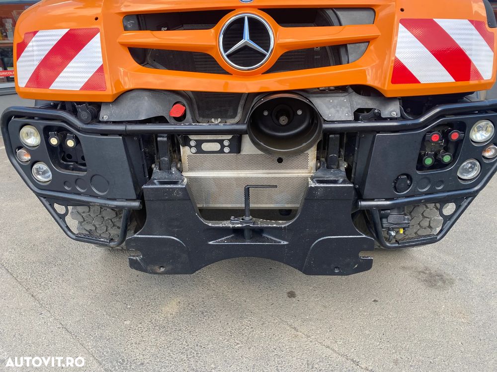 Mercedes-Benz UNIMOG U218 - 3