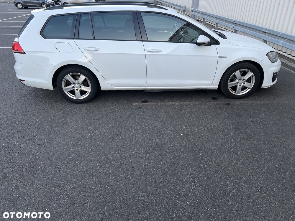 Volkswagen Golf 2.0 TDI BMT GTD DSG - 2