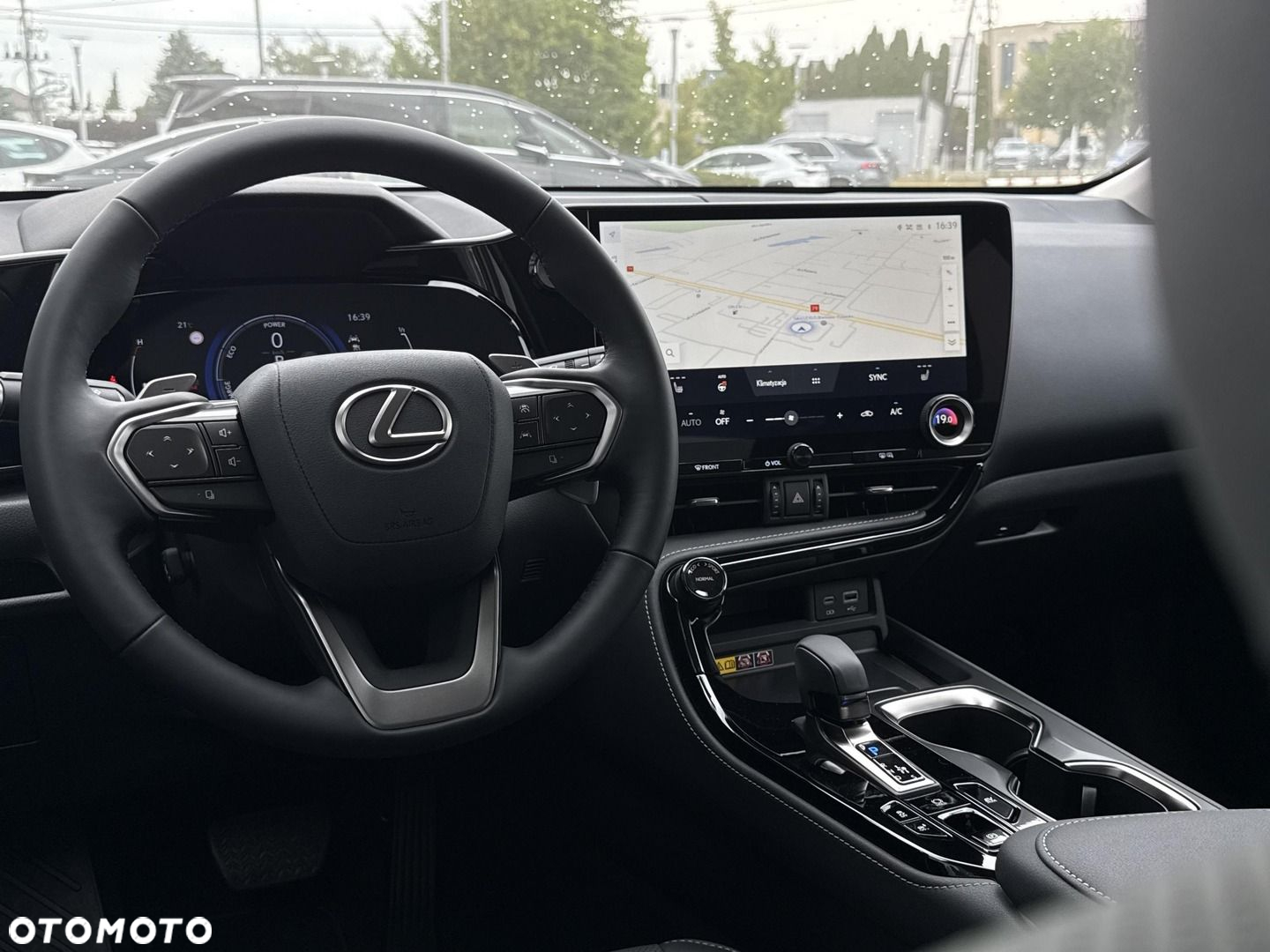 Lexus NX - 22
