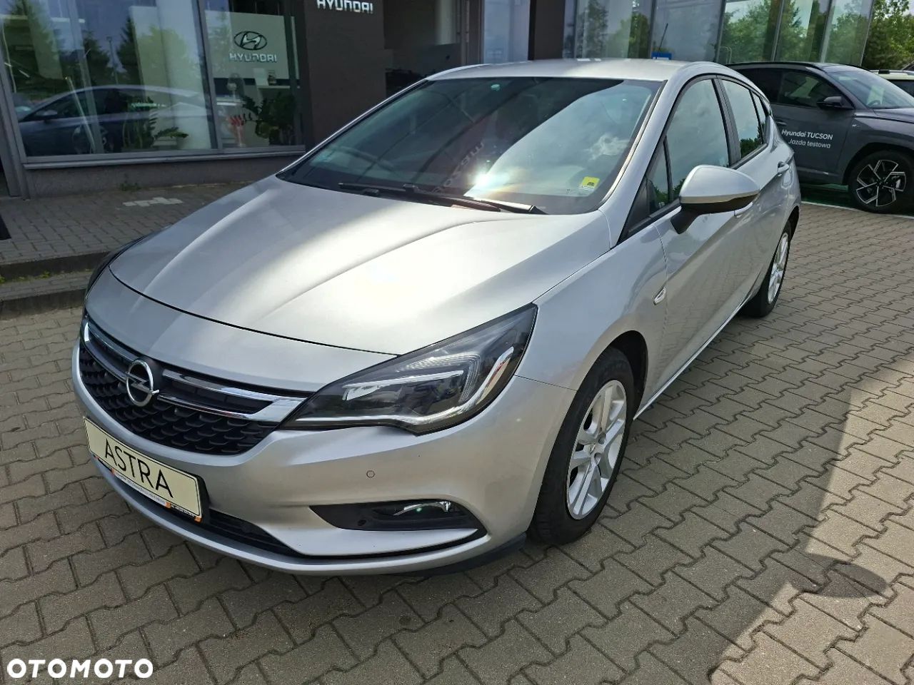 Opel Astra V 1.4 Enjoy - 1
